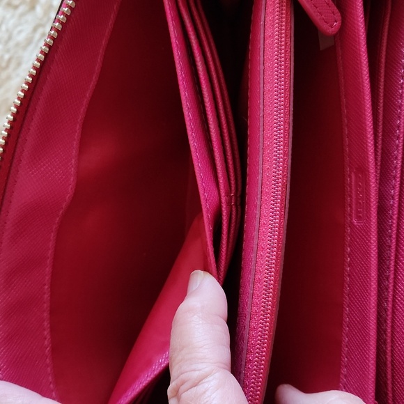 Adorable Like New Coach Heart 3/4 Zippered Long Wallet ❤️🩷🩶 - Picture 10 of 16